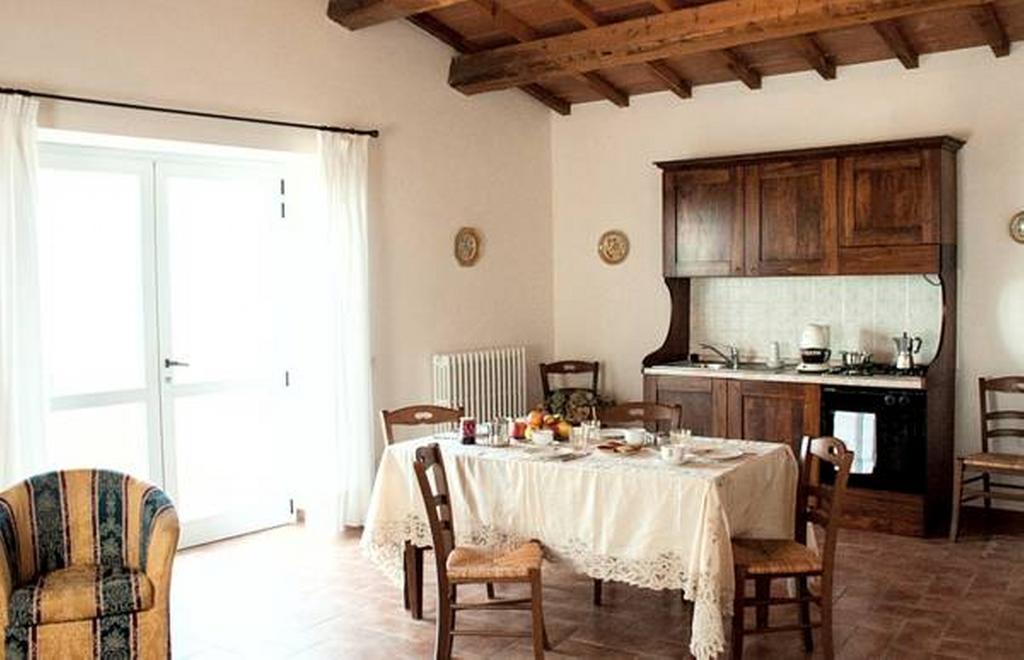 Pensjonat Il Poggio Delle Ginestre Torgiano Zewnętrze zdjęcie